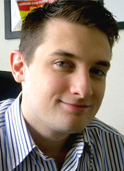 <p class='hname'>Chris Easter</p><p class='hco'>The Man Registry</p>