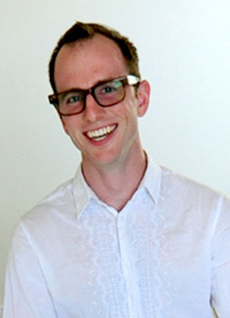 <p class='hname'>Joe Gebbia</p><p class='hco'>Airbnb</p>