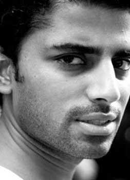 <p class='hname'>Naveen Selvadurai</p><p class='hco'>Foursquare</p>