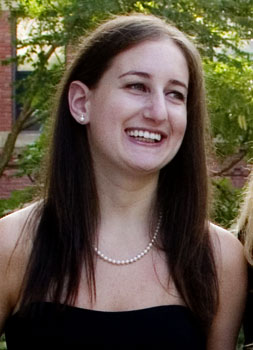 <p class='hname'>Stephanie Kaplan</p><p class='hco'>Her Campus</p>