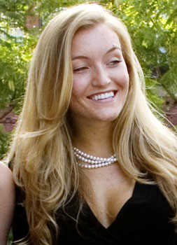 <p class='hname'>Windsor Hanger</p><p class='hco'>Her Campus</p>