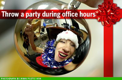 10 Holiday Tips for a Stress-Free Office