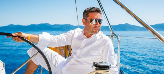 Want to Be Ridiculously Wealthy? 5 Simple Strategies of Self-Made Billionaires
