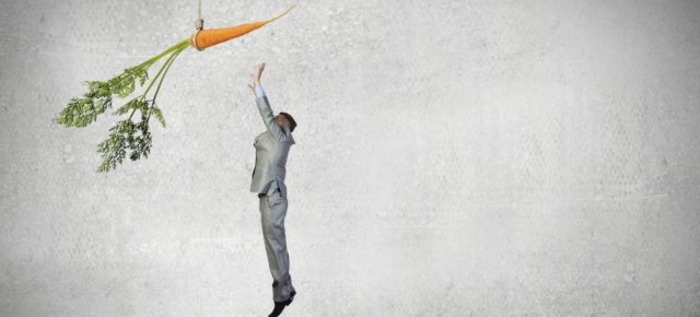 7 Ways to Keep Employees Motivated Besides Money