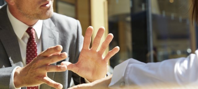 This Is How to Get Someone to Do What You Want, According to a Hostage Negotiator