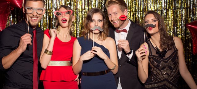 How to Build Your Own Photo Booth for an Event