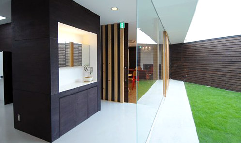 <p class='hname'> <a href='http://www.inc.com/ss/worlds-coolest-offices-2010/work-inside-work-outside-office-space'>Alfa Dental Office</a> | <a href='http://www.inc.com/ss/worlds-coolest-offices-2010/work-inside-work-outside-office-space'>FLOW Takashi Satoh</a> | Maebashi, Japan | Indoor-Outdoor Office Space </p>