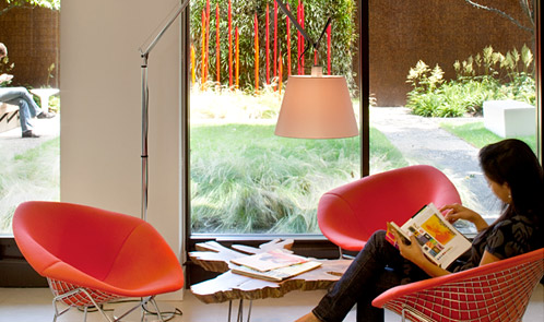 <p class='hname'> <a href='http://www.inc.com/ss/worlds-coolest-offices-2010/work-inside-work-outside-office-space'>Methodologie</a> | <a href='http://www.inc.com/ss/worlds-coolest-offices-2010/work-inside-work-outside-office-space'>SkB Architects</a> | Seattle, Washington | Indoor-Outdoor Office Space </p>