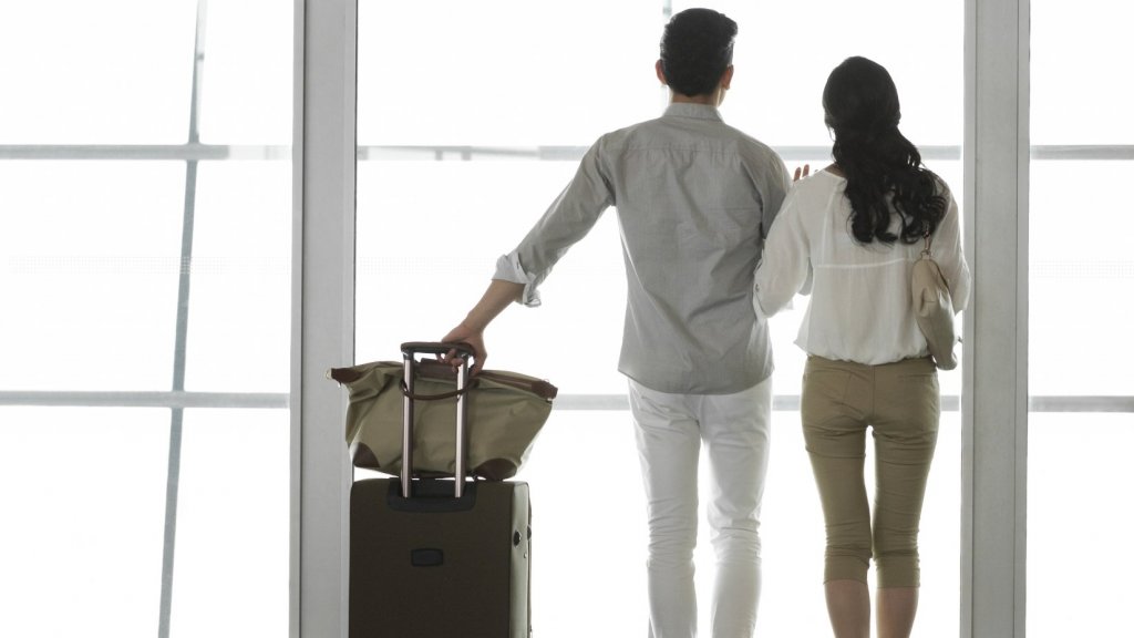 10 Travel Essentials For Every Millennial Jetsetter Inc