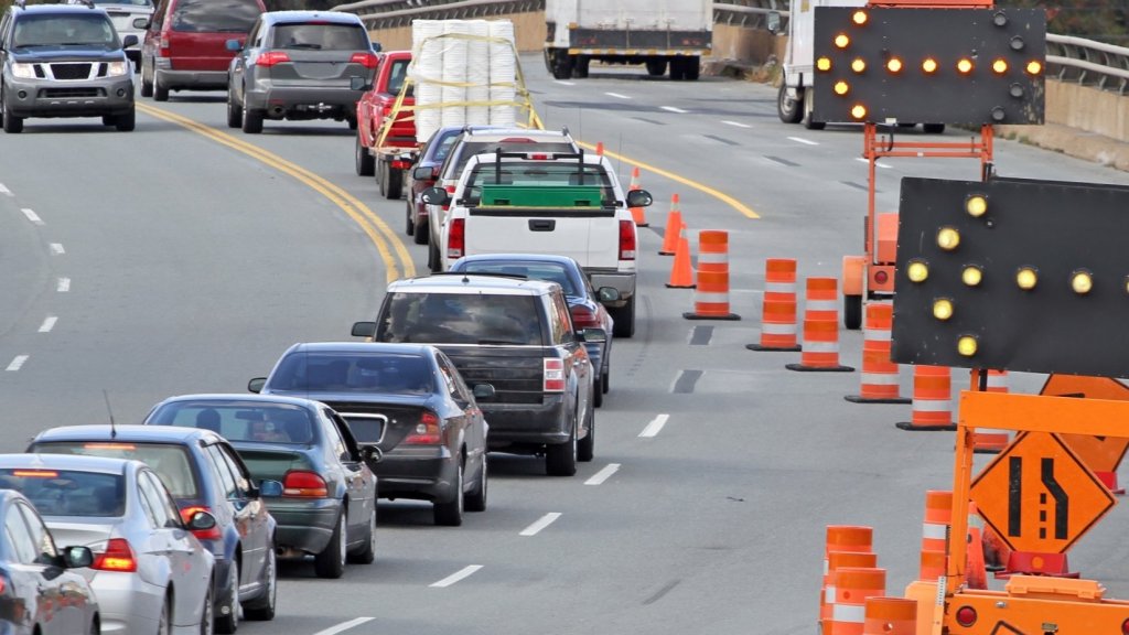Rude Drivers Who Merge at the Last Second Are Doing You a Favor ...