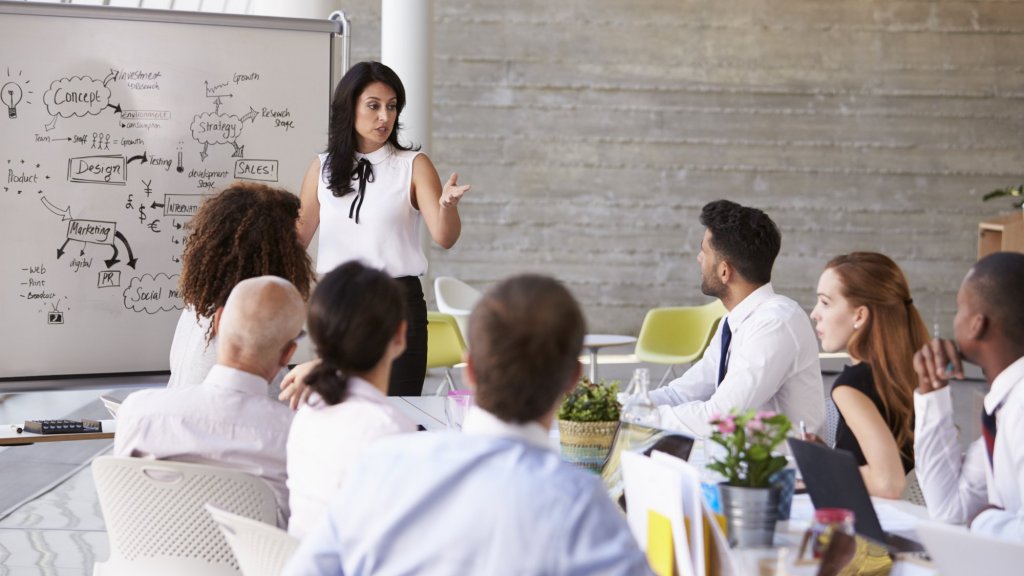 Group mentoring giúp tăng khả năng thích ứng thị trường