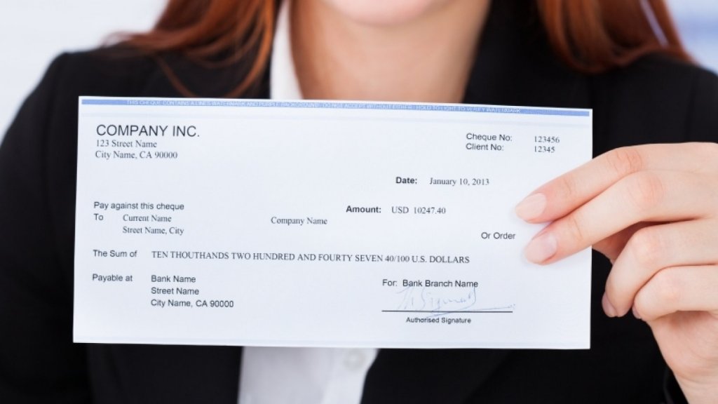 What to Do With Your First Paycheck