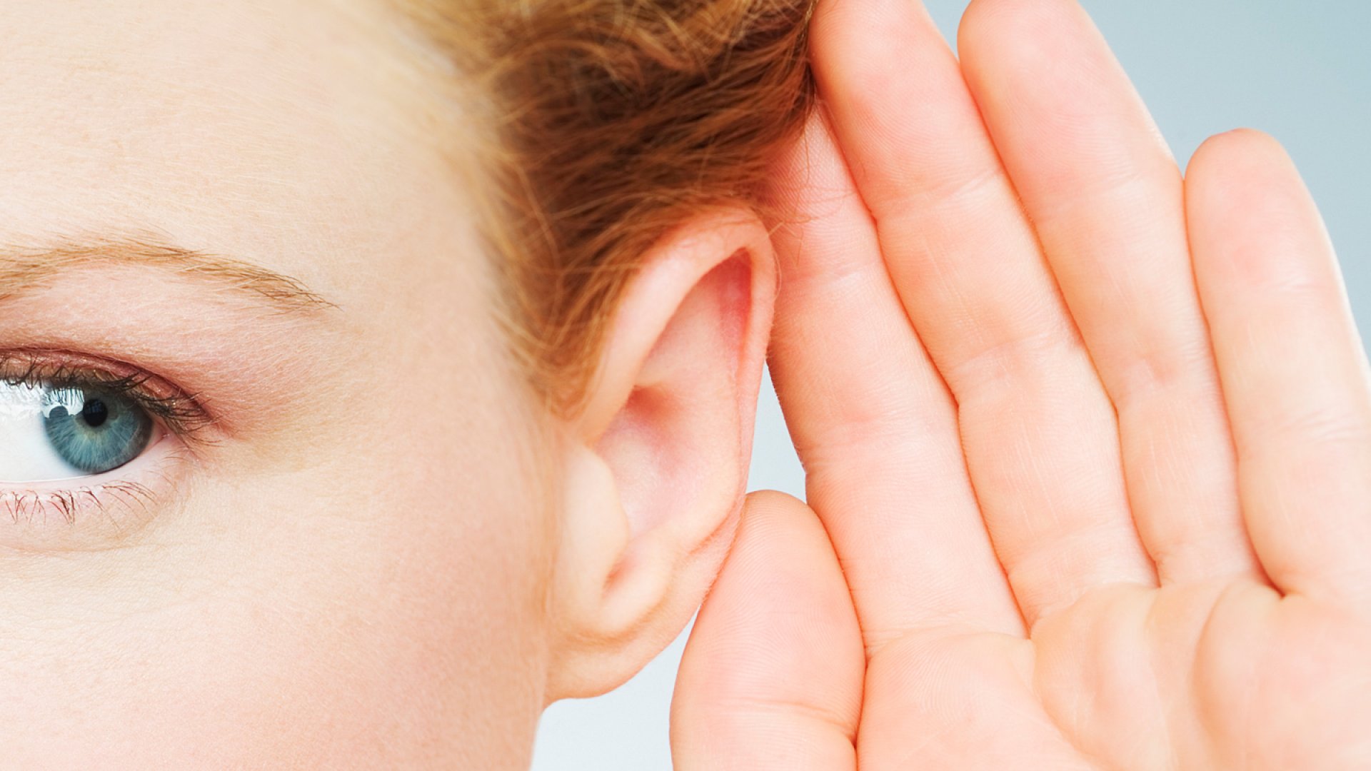 правила образования с книгой. рожистое воспаление уха. послышится шум. внимательно слушаю. боль в ушах заболевания.