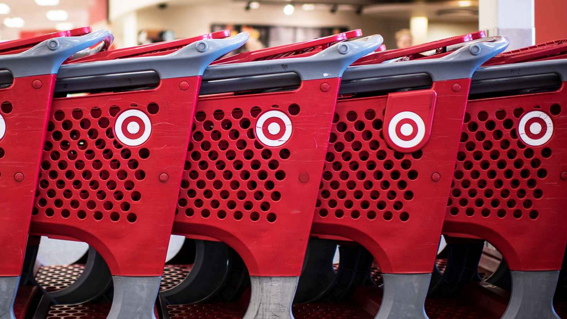 7 Tips to Get Your Product Into BigName Retail Stores Like Apple, Best