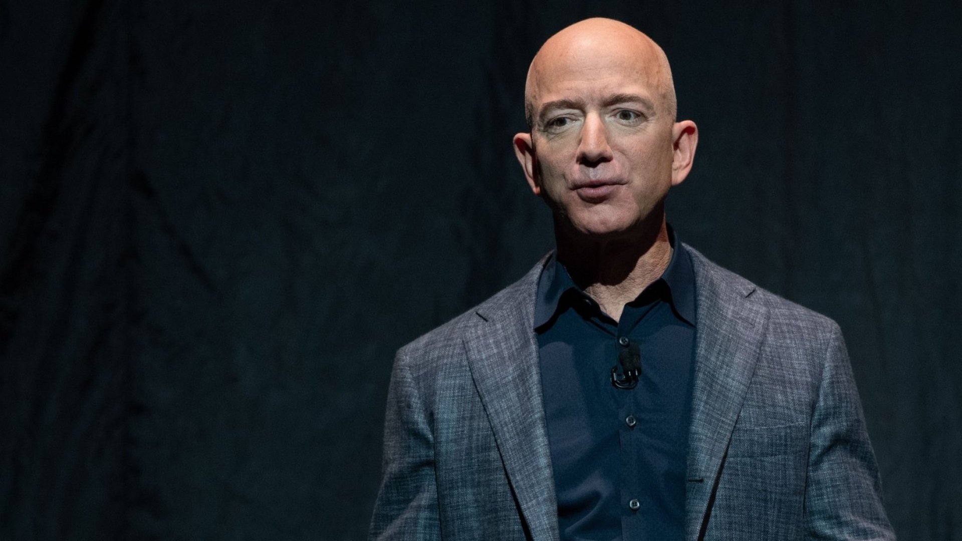 Jeff Bezos Requires Amazon’s Leaders to Perform This Powerful Ritual