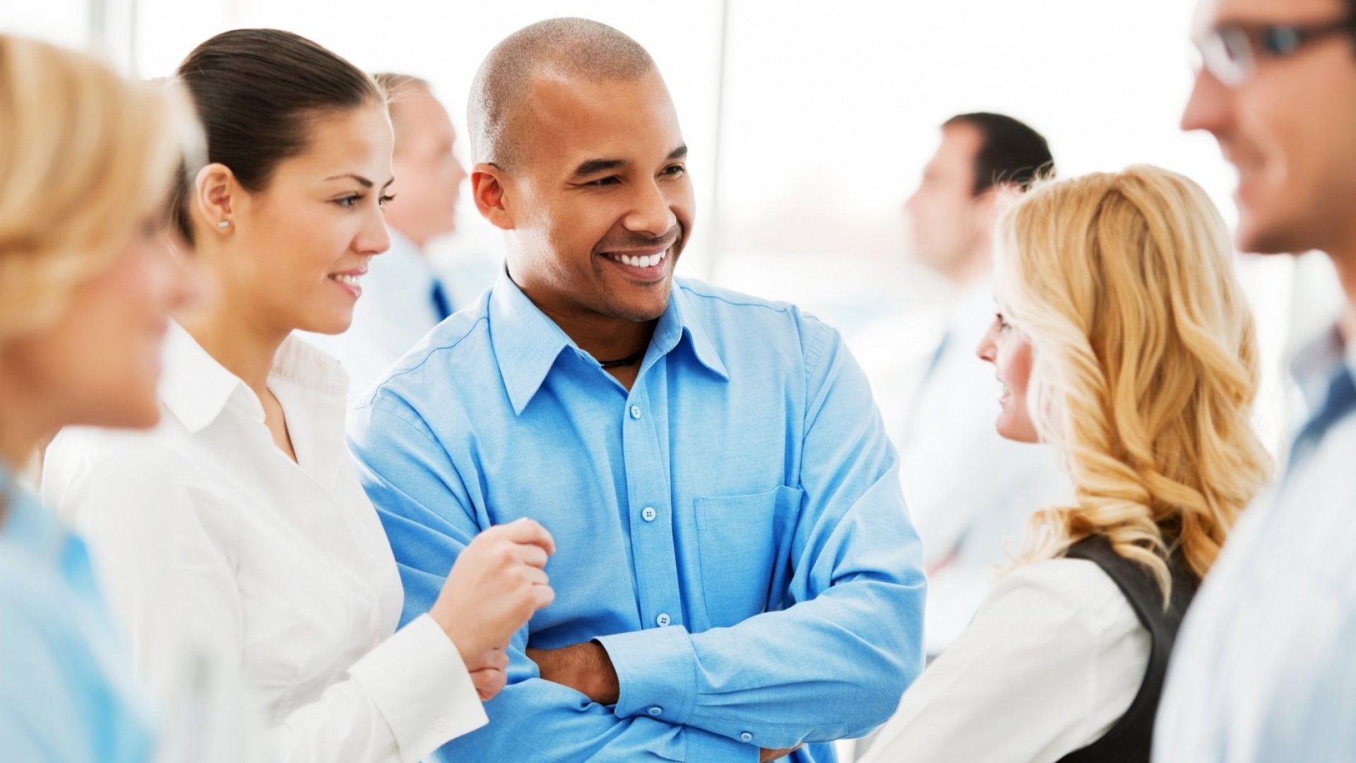 6 Essential Networking Survival Tips For Introverts