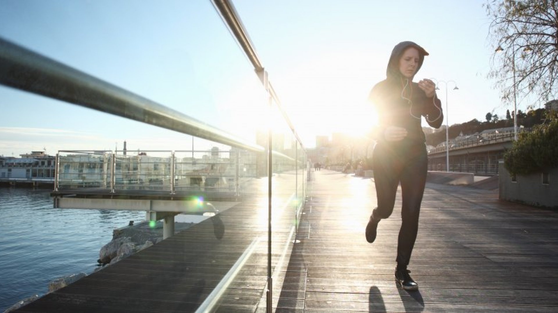 Jumpstart Your Brain With These 6 Morning Habits