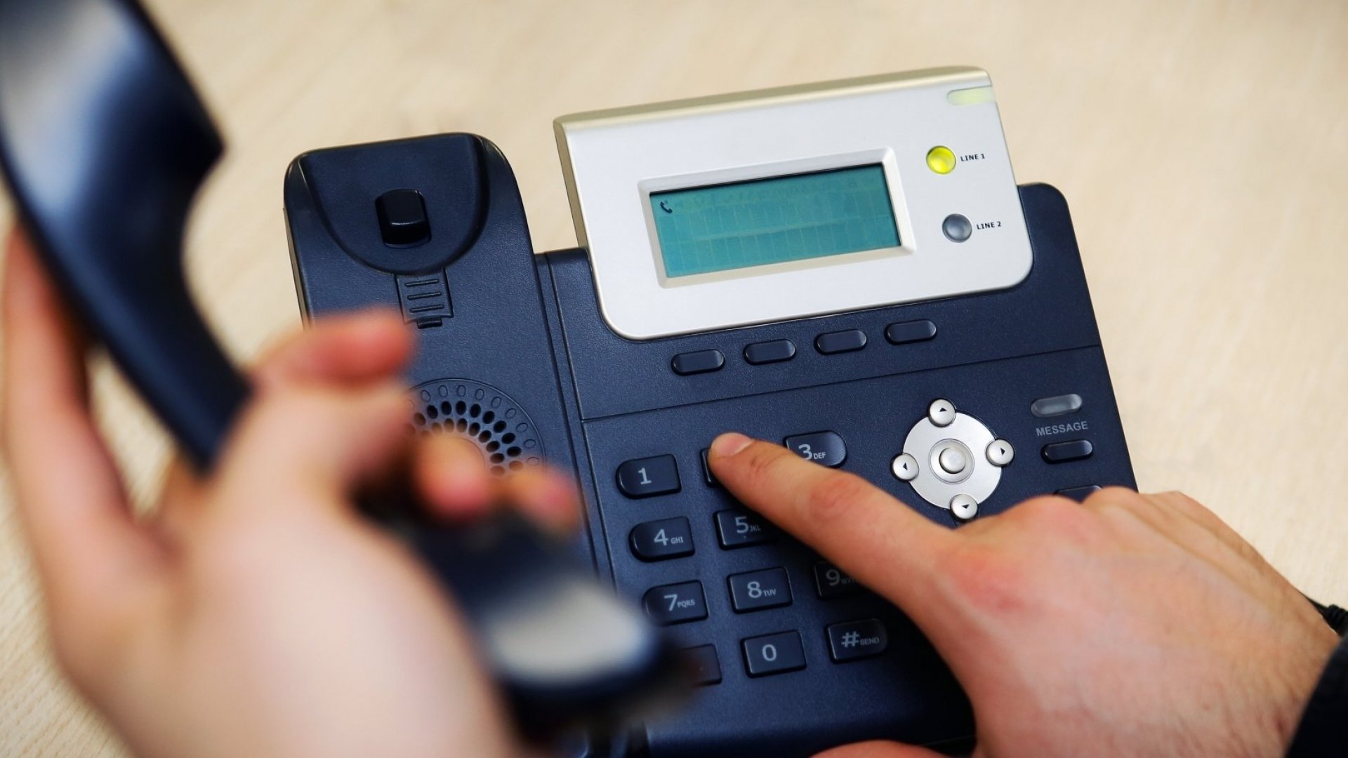 Why the Best Salespeople Cold Call Like Crazy | Inc.com