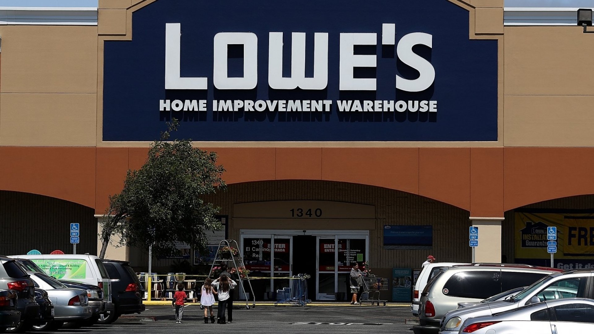 Lowe's New CEO Eliminates 4 Top Positions, Including COO--Even Though ...