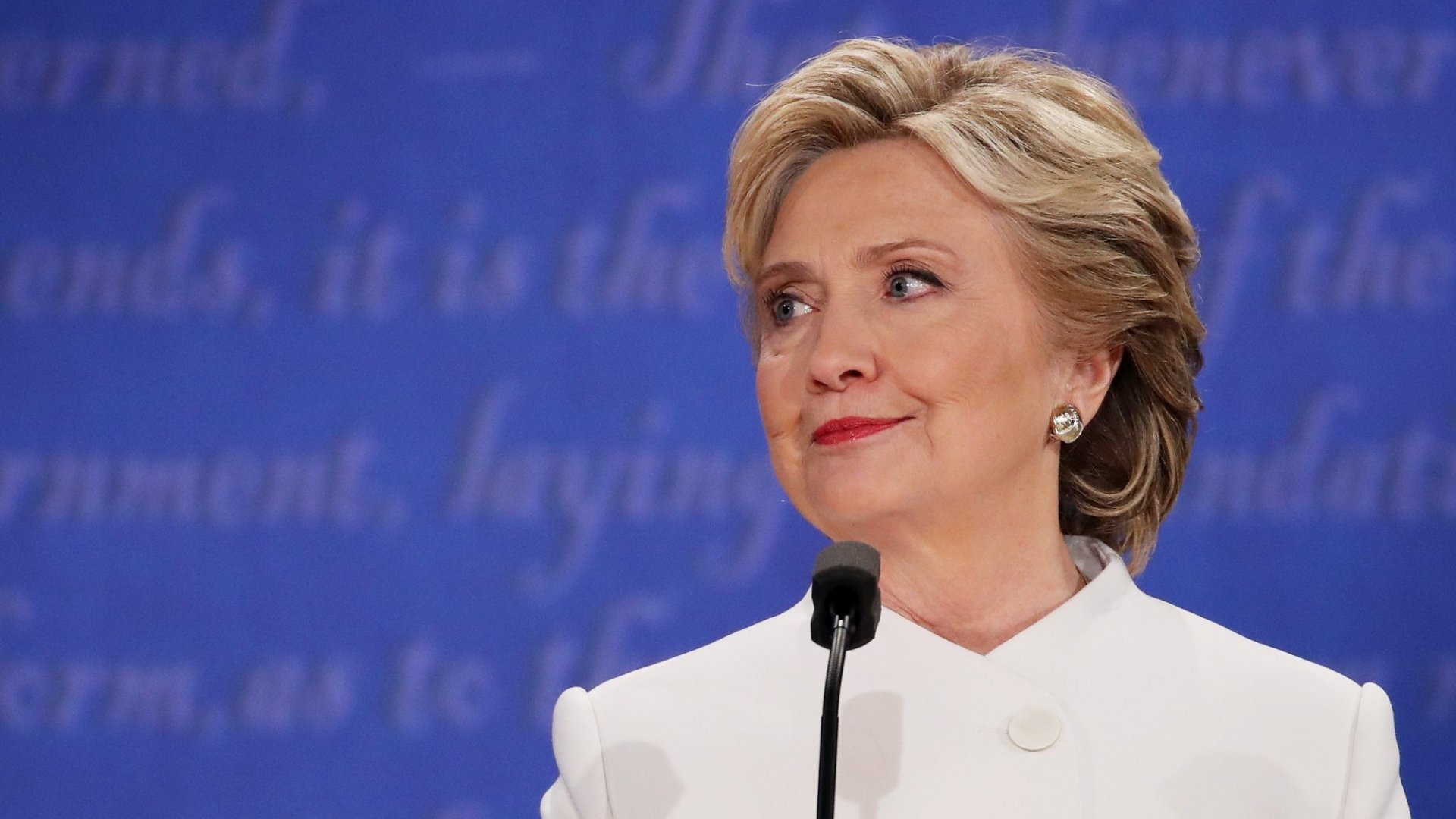 Hillary Clinton Exploring The Controversies That Defined Her Career Beyond Her Age - 9jhqpd9