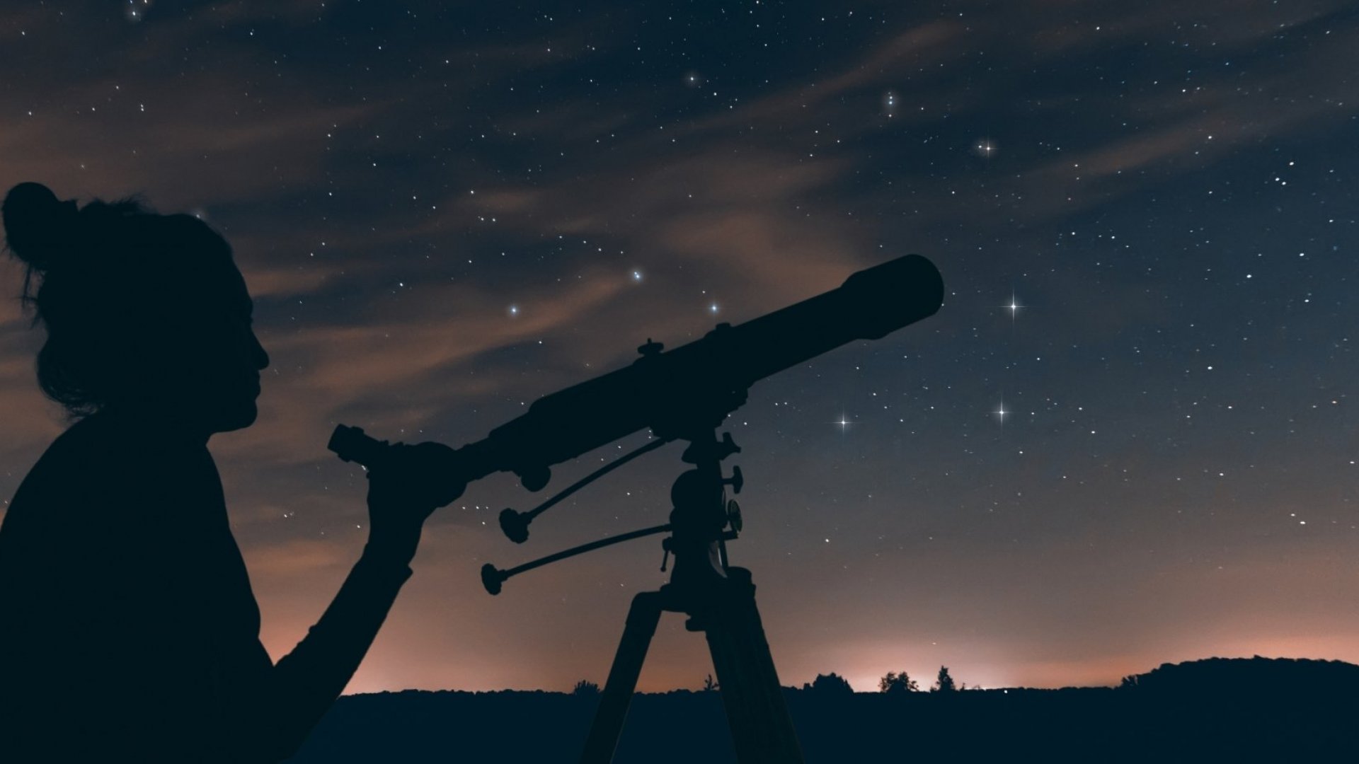 астрономия рассказывает. телескоп в космосе. астрономия рассказывает. изображение телескопа. астрономия рассказывает.