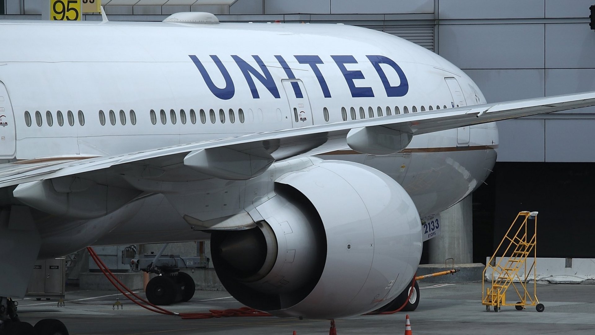 United Airlines Mass Flight Cancellation Inside The Mystery - 3rk1n07