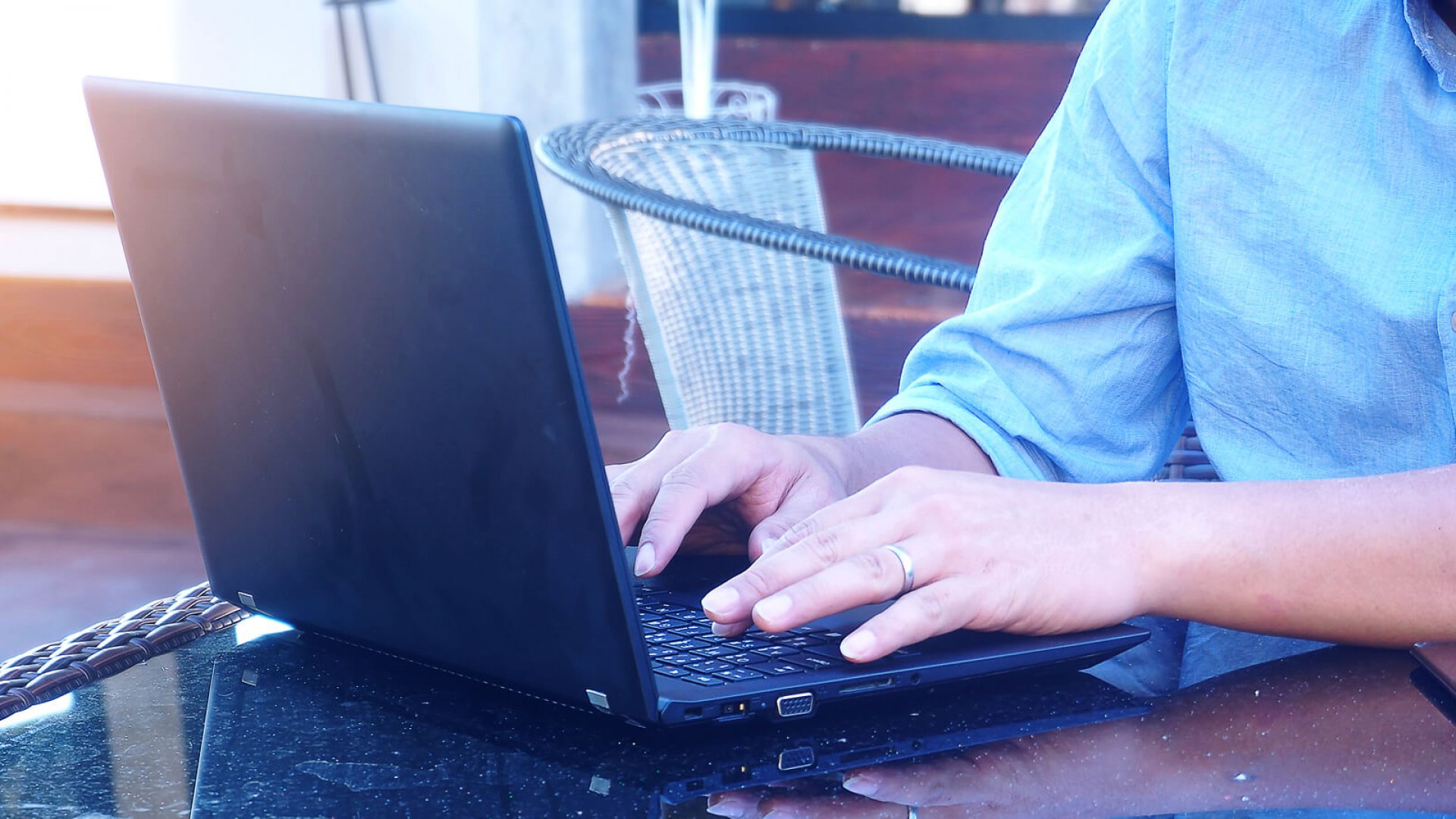 How Top CEOs Use Technology to Work From Anywhere